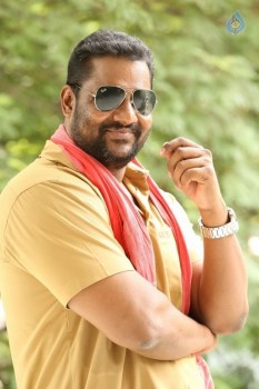 Prabhakar Right Right Interview Photos - 4 of 21