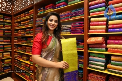 Priyanka Jawalkar inaugurated Kanchipuram GRT Silks at Dilsukhnagar - 13 of 15