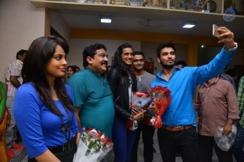 PV Sindhu Watches Ekkadiki Potavu Chinnavada Movie - 9 of 25