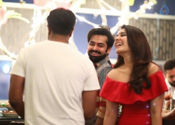 Raashi Khanna Birthday Party Photos - 14 of 21