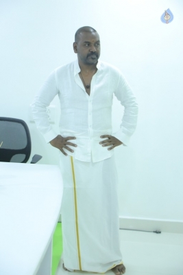 Raghava Lawrence Launches Vaadu Osthadu Motion Poster - 8 of 12