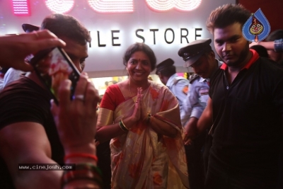 Rajasekhar and Jeevitha at B New Mobile Store Opening - 5 of 6