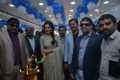 Rakul Launches BIG C Show Room at Kurnool - 13 of 29