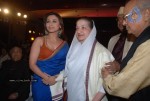 Rani Mukherjee, Nandita Das at V Shantaram Awards Night - 13 of 41