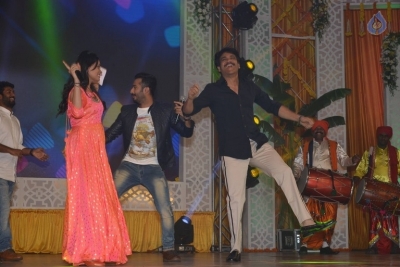 Rarandoi Veduka Chuddam Movie Audio Launch Set 1 - 29 of 34