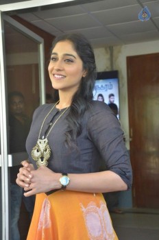 Regina at Maanagaram Tamil Film Press Meet - 9 of 40