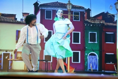 Romeo and Juliet an Indian Musical Stage Show Photos - 9 of 83