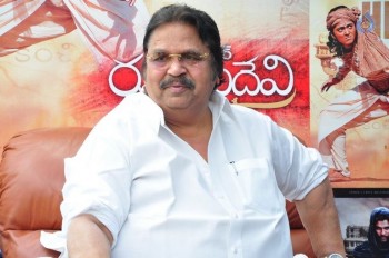 Rudhramadevi Team Meets Dasari - 8 of 81