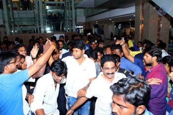 Run Movie Pre Release Tour Images - 49 of 53