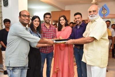 Sai Sushanth And Chandini And Simran New Movie Opening - 20 of 21