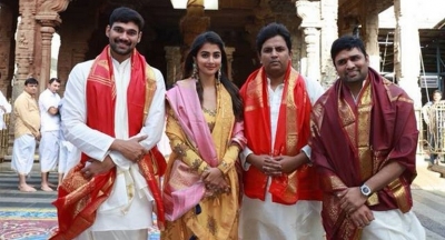 Saakshyam Movie Team Visits Tirumala - 1 of 3