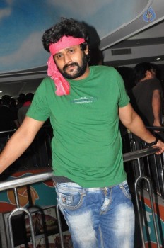 Sardaar Gabbar Singh Theatre Coverage  - 51 of 85