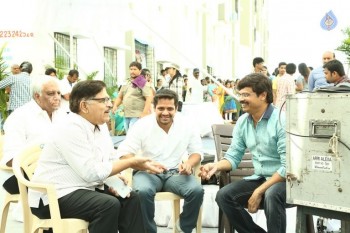 Sarrainodu Working Photos - 3 of 4