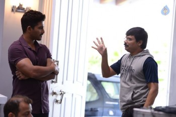 Sarrainodu Working Photos - 4 of 4