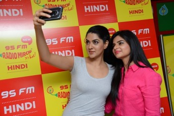 Selfie Raja Team at Radio Mirchi - 17 of 28