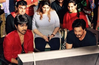 Shahrukh Khan at Bruce Lee Sets - 3 of 3