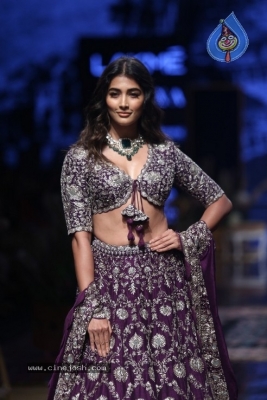 Showstoppers at Lakme Fashion Week - 30 of 53