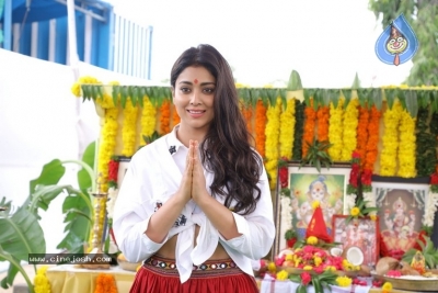 Shriya And Niharika New Film Launched By Varun Tej - 2 of 35