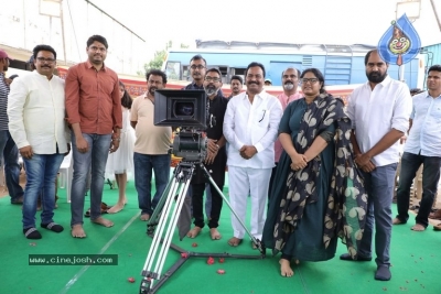 Shriya And Niharika New Film Launched By Varun Tej - 33 of 35