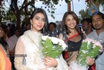 Shriya n Richa Inaugurates Kalamandir Showroom - 71 of 90