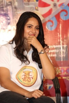 Size Zero 1 KG Gold Contest Press Meet - 27 of 46