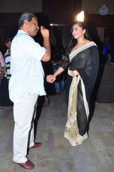 Size Zero Audio Launch 2 - 32 of 42