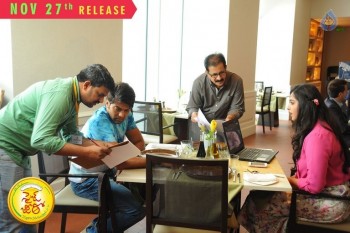 Size Zero New Working Photos - 4 of 12