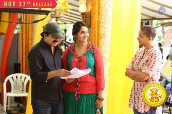 Size Zero New Working Photos - 7 of 12