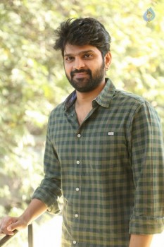 Appatlo Okadundevadu Movie Sri Vishnu Interview Photos - 4 of 21