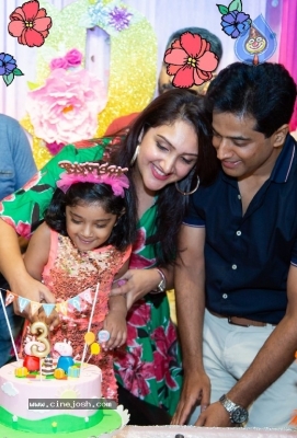 Sridevi Vijaykumar - Rahul Daughter Rupikaa 3rd Birthday Stills - 8 of 16