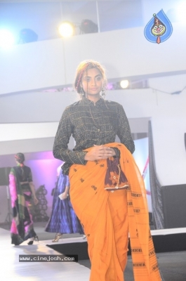 National Handloom Day Fashion Show - 28 of 42