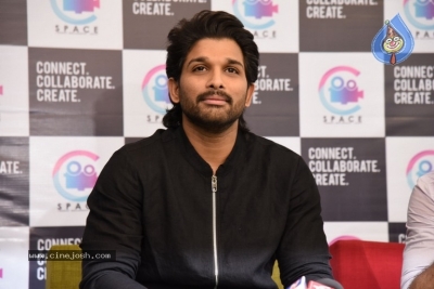 AlluArjun Launches Navadeep C Space - 20 of 21