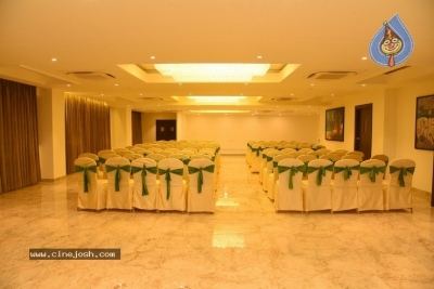 Sundeep Kishans Vivaha Bhojanabu Launch - 31 of 48