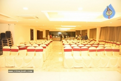 Sundeep Kishans Vivaha Bhojanabu Launch - 36 of 48