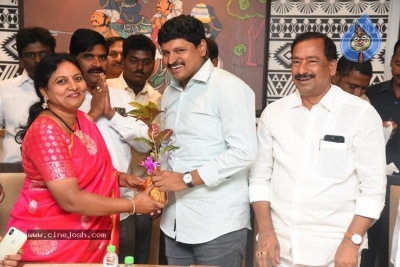 Sundeep Kishans Vivaha Bhojanabu Launch - 42 of 48