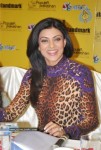 Sushmita Sen Launches Shobha De's Book for Kids - 8 of 17