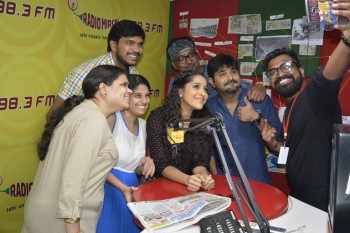 Tanu Vachenanta Team at Radio Mirchi - 6 of 7