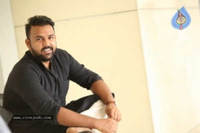 Tarun Bhaskar Interview Photos - 10 of 17