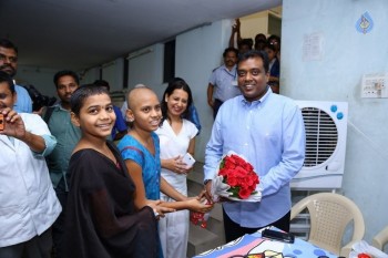 Thikka Movie Team Visits Cancer Striken Children - 39 of 42