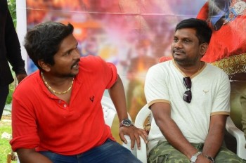Thikka Song Shooting Coverage Photos - 30 of 42