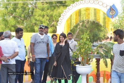 Tollywood Celebrities at Balakrishnudu Movie Shooting Spot - 9 of 16