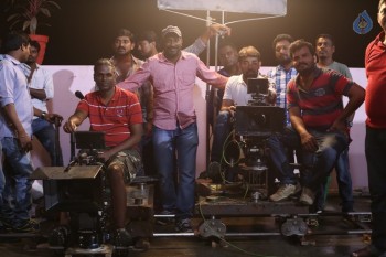 Undha Ledha Movie Working Photos - 9 of 30