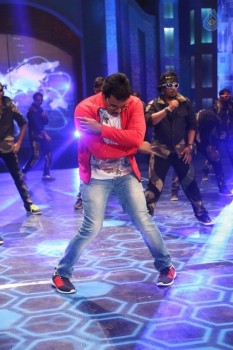 Ungarala Rambabu Movie Song Coverage Photos - 28 of 58