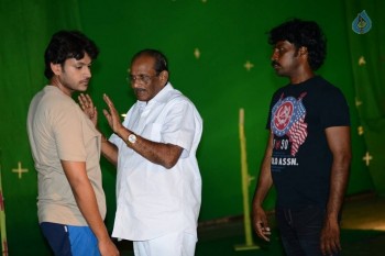 Valli Movie Working Photos - 16 of 36