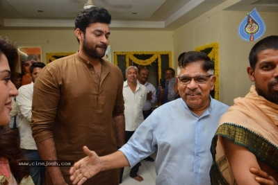 Venkatesh And Varun Tej F2 Movie Launch Photos - 5 of 48