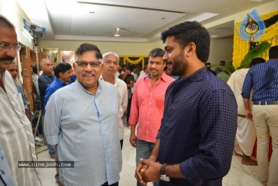 Venkatesh And Varun Tej F2 Movie Launch Photos - 35 of 48