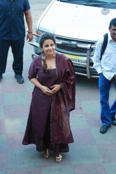 Vidya Balan Promotes Kahaani 2 at Taksh Restaurant - 10 of 24