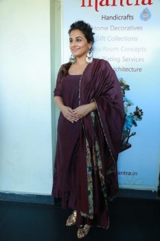 Vidya Balan Promotes Kahaani 2 at Taksh Restaurant - 11 of 24