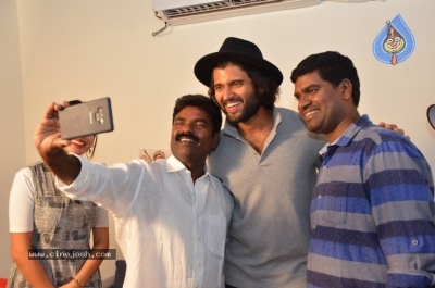 Vijay Devarakonda Launched Bithiri Sathi Tupaki Ramudu Teaser - 7 of 9