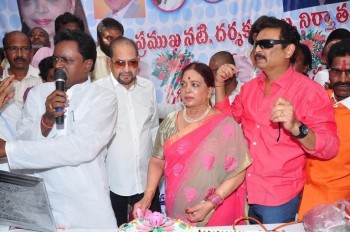 Vijaya Nirmala Birthday 2016 Celebrations - 37 of 40